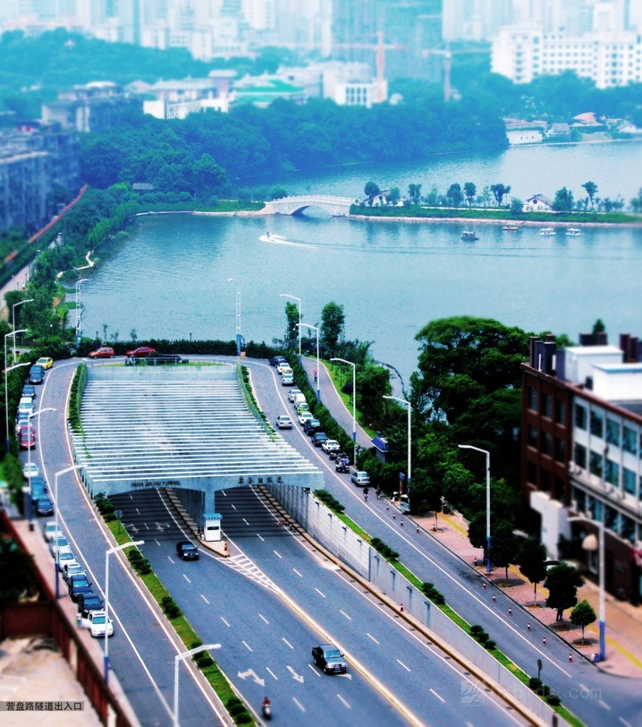 營(yíng)盤中路道路及年嘉湖隧道工程